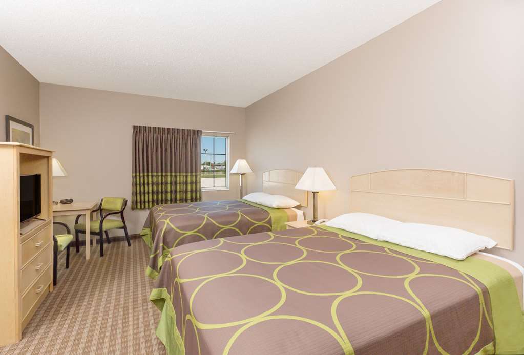 Super 8 by Wyndham Carroll East - photo 8