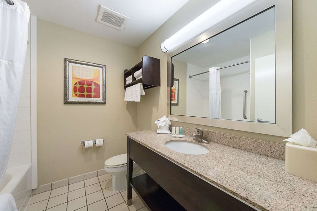 Comfort Suites Beachside - photo 31