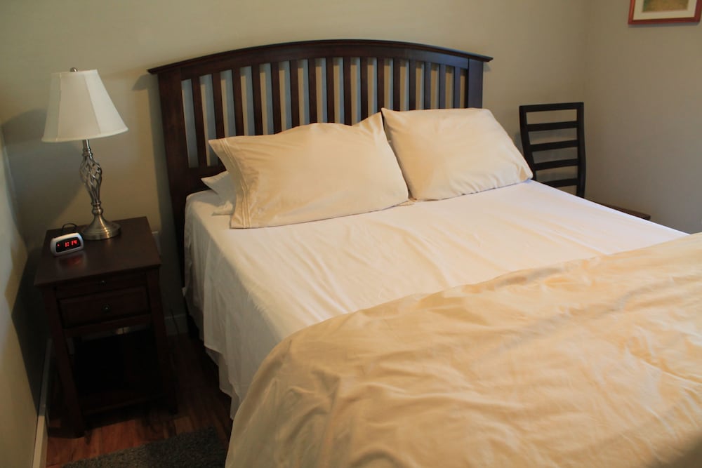 Strictly Moose Luxury Vacation Suites — Gorham — photo 3