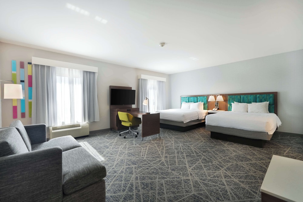 Hampton Inn & Suites Tulsa Central - photo 6