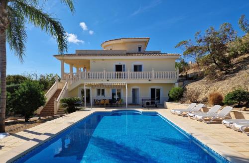 Casa Gran Mirador Ruime vakantie villa met groot privAc zwembad 8 14 pers — 4-Star Luxury Hotel in Alicante, Spain