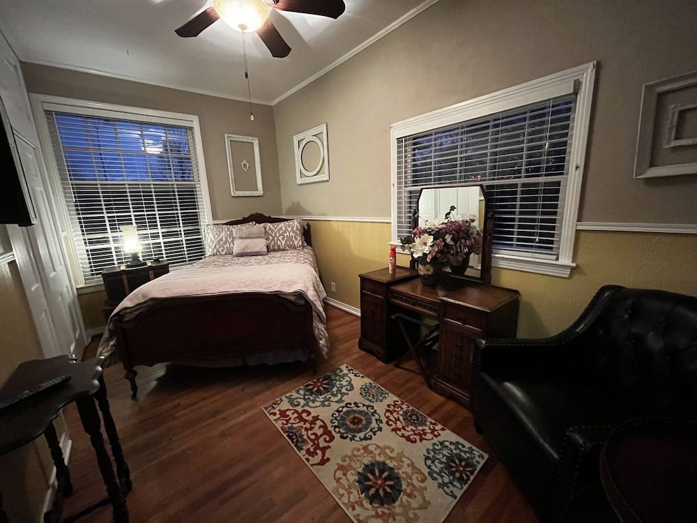 Sassafras Inn - photo 12