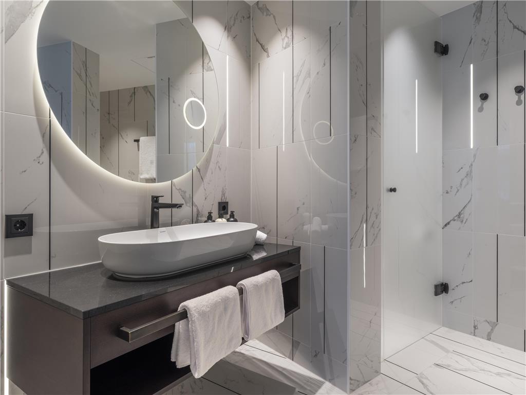 ICONS EHBB rooms Junior Suite