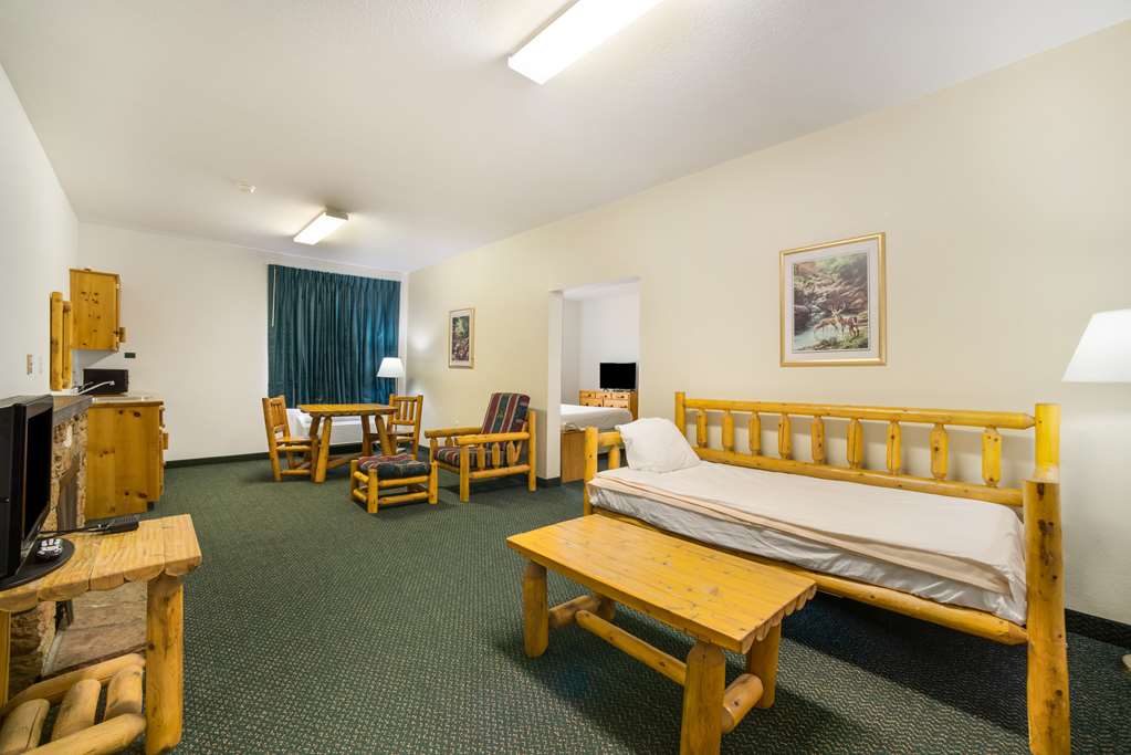 Knights Inn New Florence - photo 16