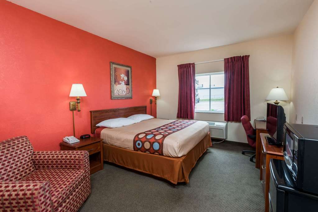 Super 8 by Wyndham St Robert Ft Leonard Wood Area - photo 8