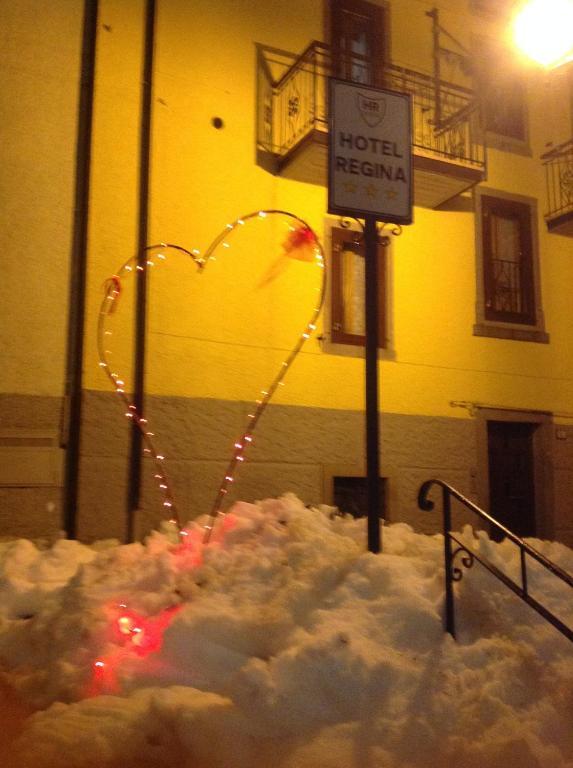 Hotel Regina Yeti Bistrot in Sestola, Italy