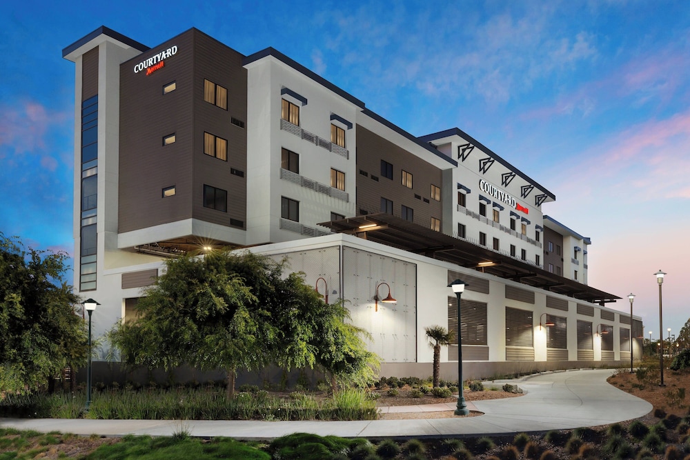 Courtyard by Marriott Redwood City - photo 33