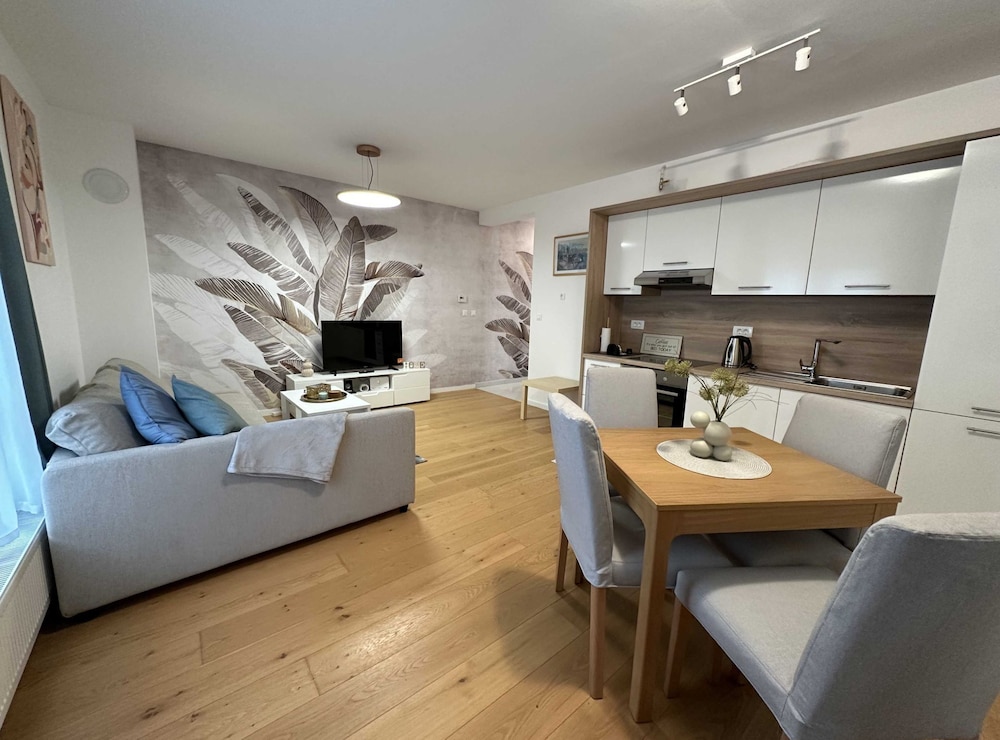 Thyke Apartment — 4-Star Luxury Hotel in Krapinske Toplice, Croatia