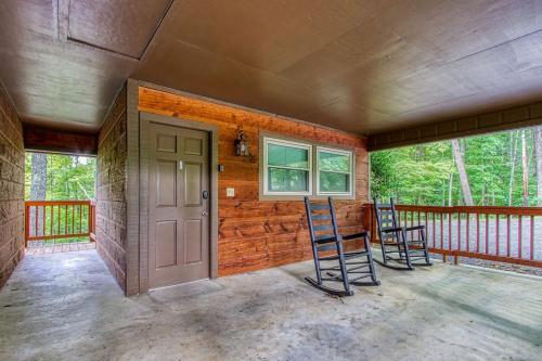 Bear Point Hot Tub Free Attraction tickets WIFI - photo 11