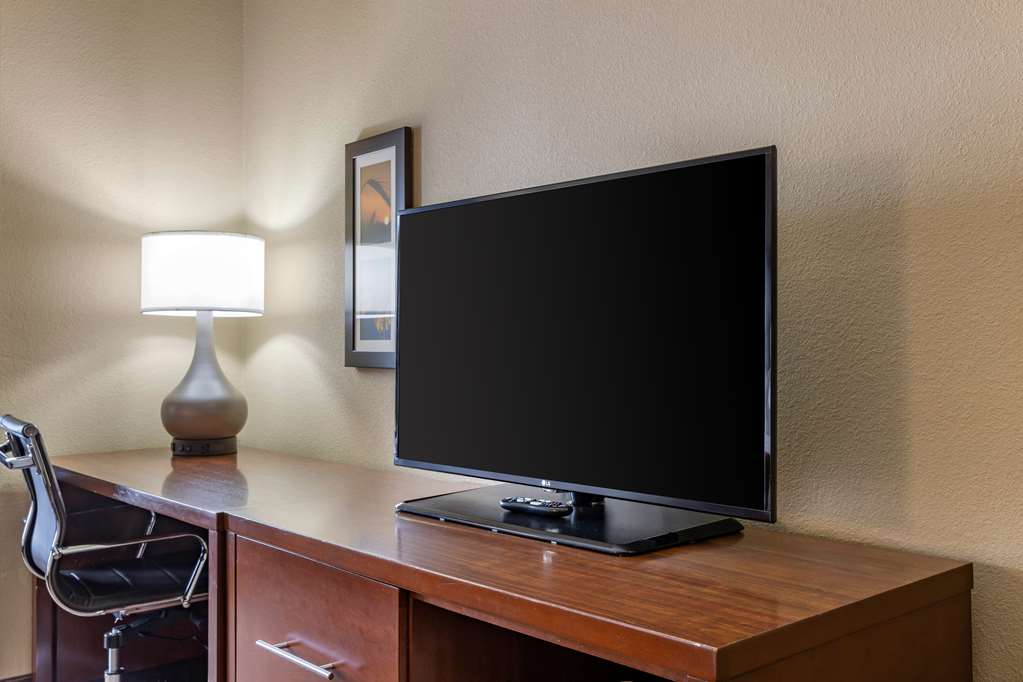 Comfort Inn & Suites Augusta - photo 15