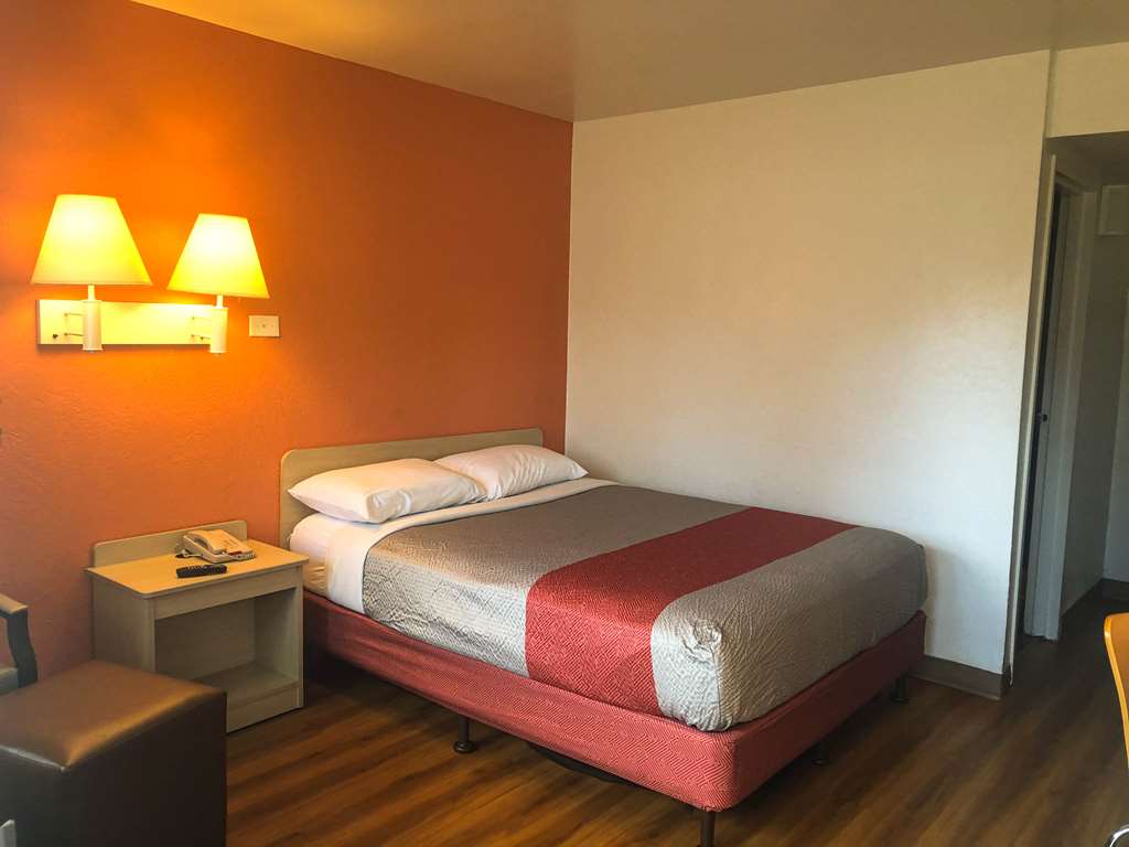 Motel 6 Jacksonville FL Orange Park - photo 13