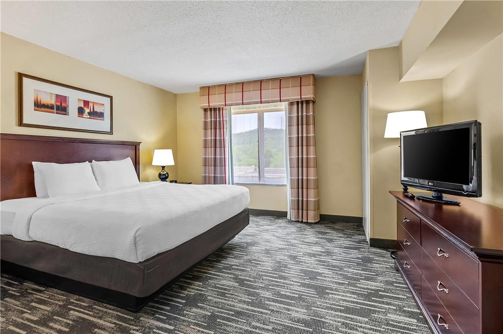 Country Inn & Suites by Radisson Princeton WV - photo 35