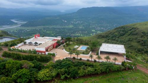 amã Stays & Trails Cliffs Edge Sangrun Khadakvasla in Pune, India