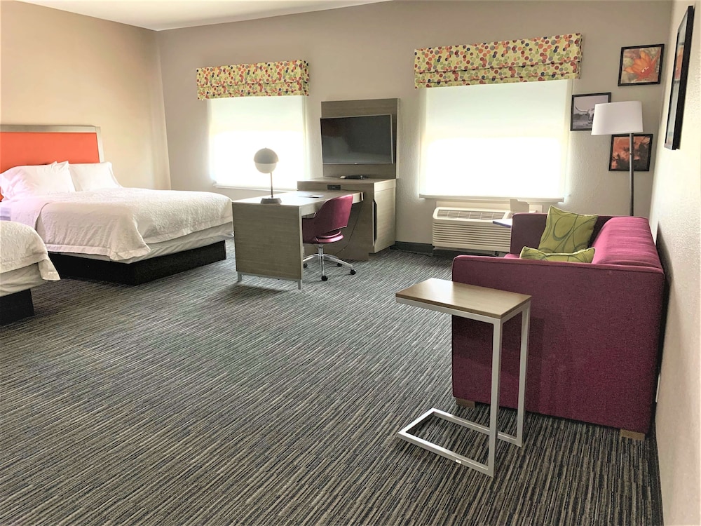 Hampton Inn Fort Stockton - photo 22