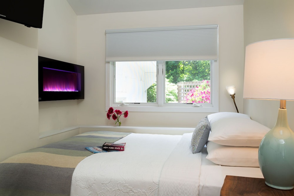 The Woodstock Inn on the Millstream - photo 21