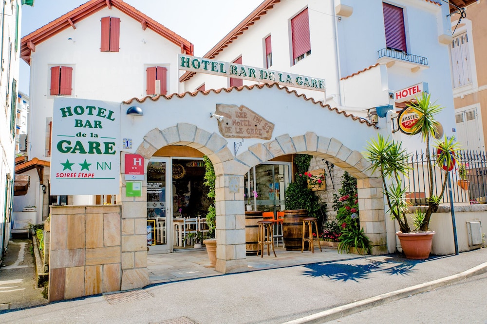 Hotel De La Gare — hotel in Hendaye