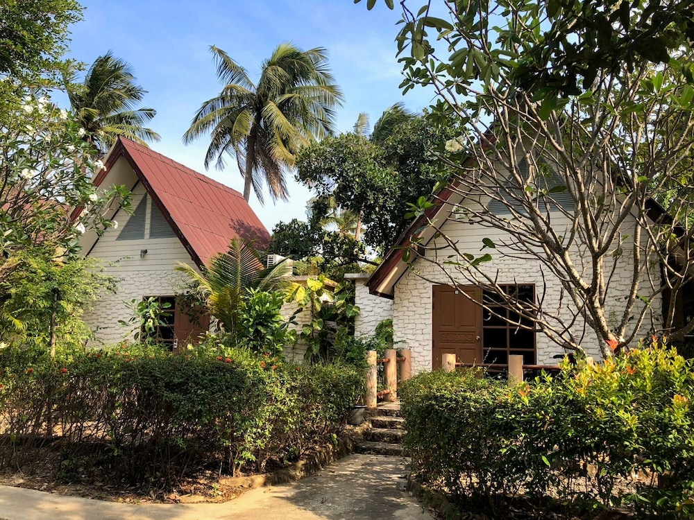 Blue Beach Resort in Prachuap Khiri Khan, Thailand