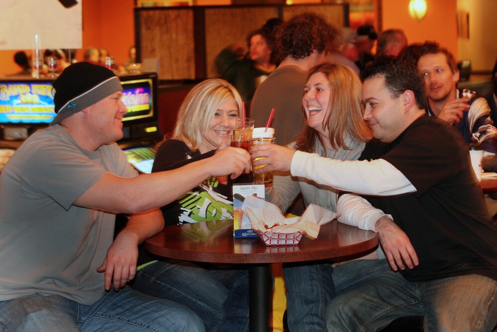 Lakeside Inn and Casino - photo 10