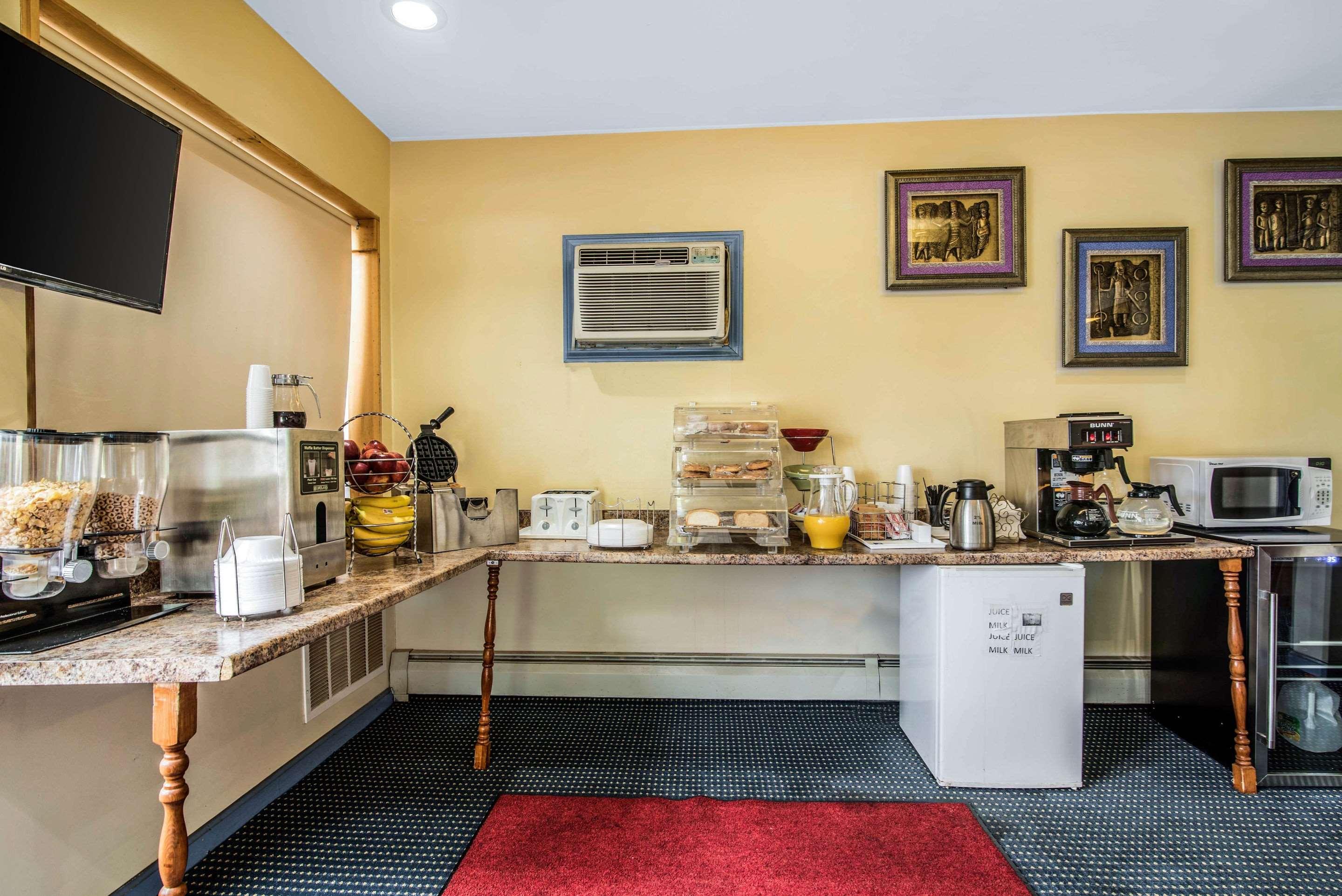Rodeway Inn Rutland - photo 19