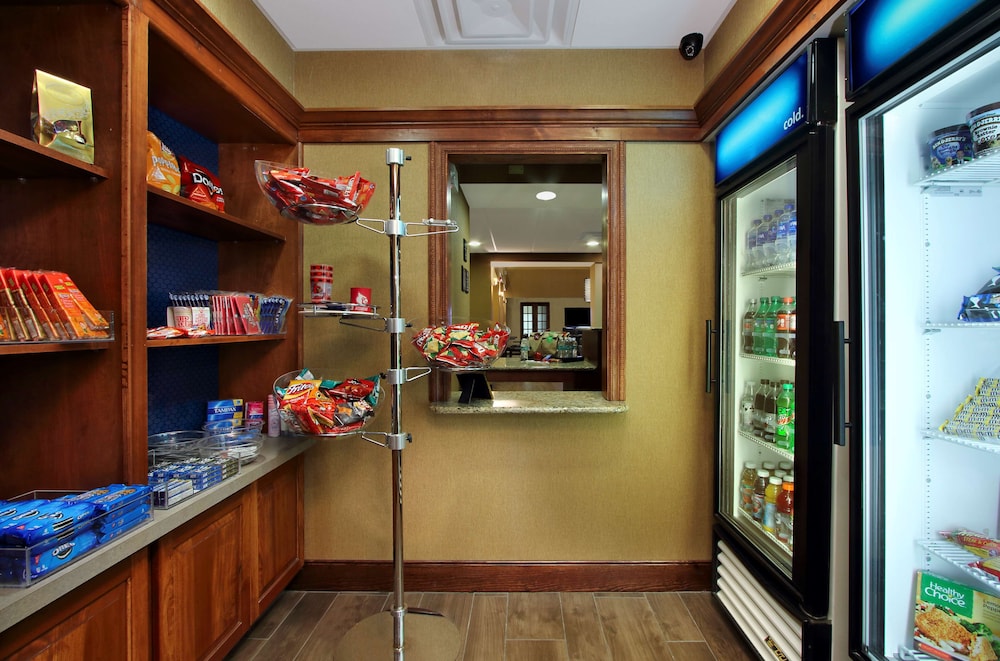 Hampton Inn & Suites Madisonville - photo 34