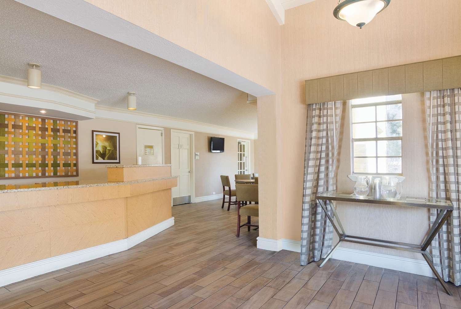 La Quinta Denver Cherry Creek Hotel - photo 30