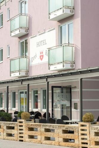 Hotel Drei Rosen — hotel in Moosburg