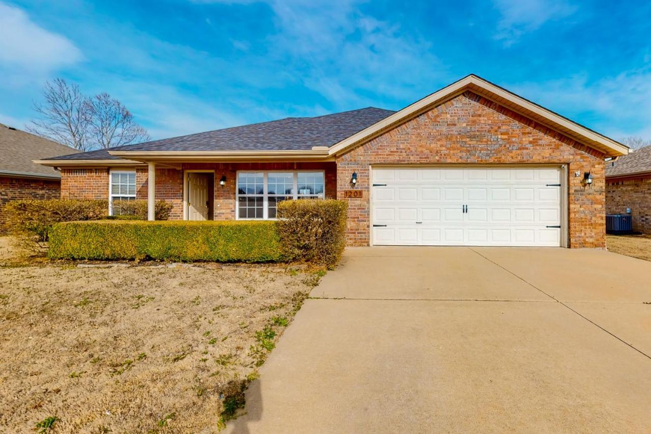 The Brick Beauty On Cabriolet — Bentonville