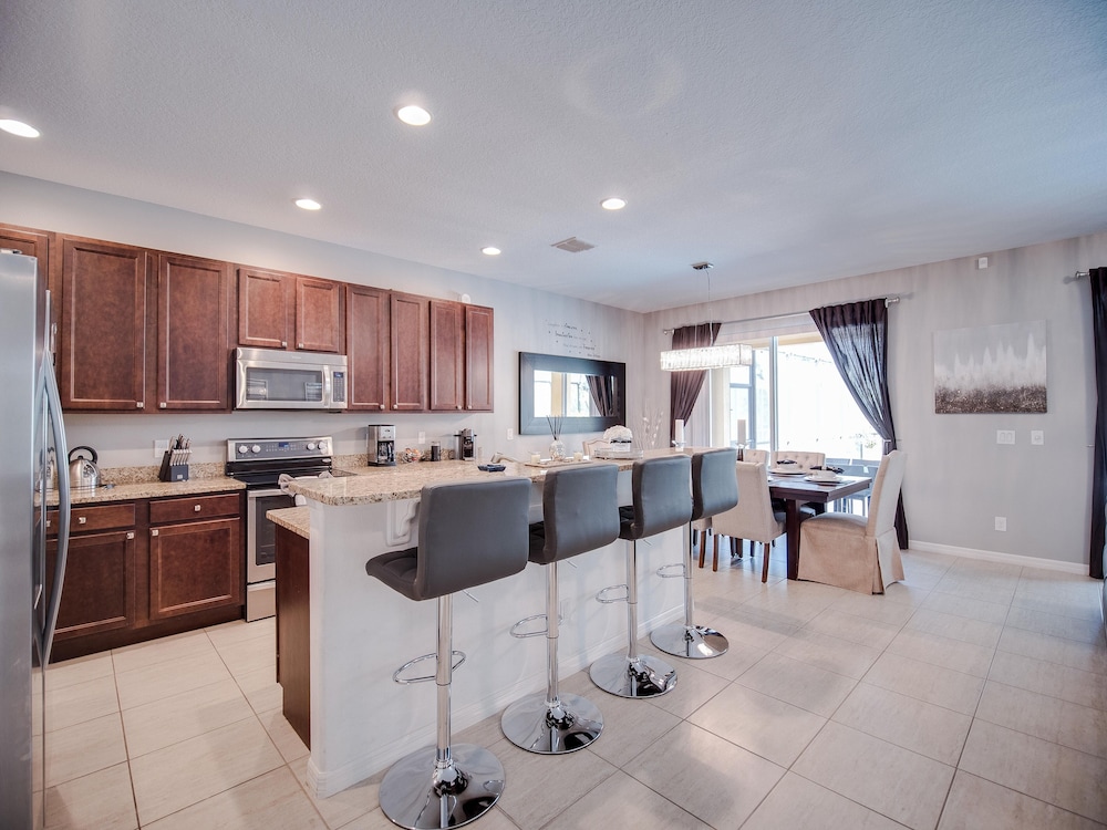 Blissful Retreat 6 Bedrooms - photo 22