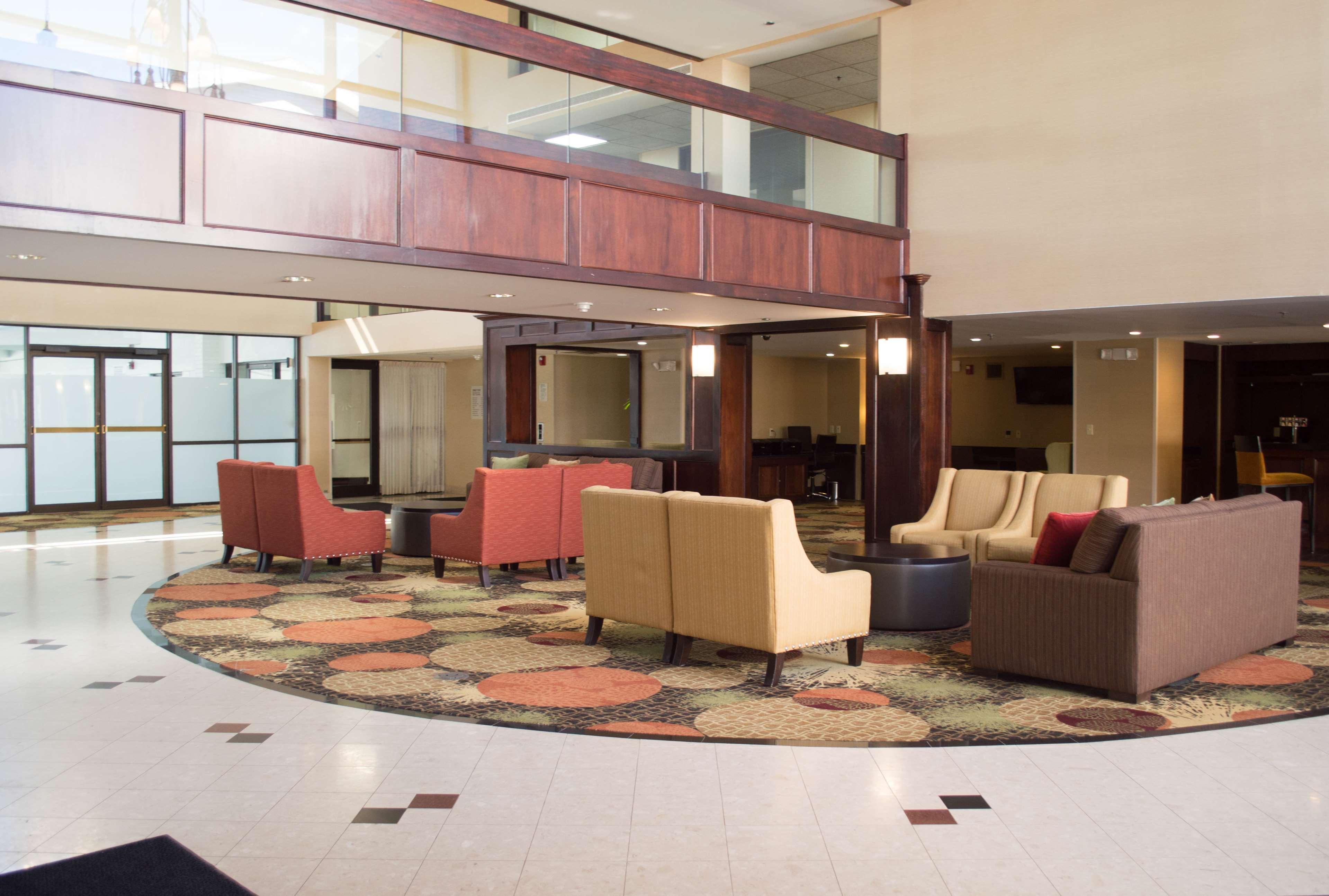 Radisson Hotel Detroit Farmington Hills - photo 19
