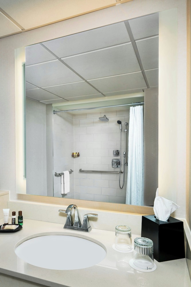 Memphis Riverline Hotel - photo 12
