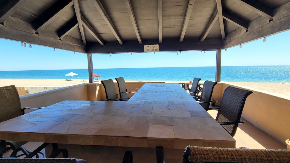 Casa Tortuga Beachfront Las Palmas Mirador beach — 4-Star Luxury Hotel in Puerto Penasco, Mexico