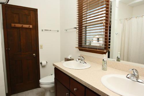 Wahoo by Oak Island Accommodations - photo 22