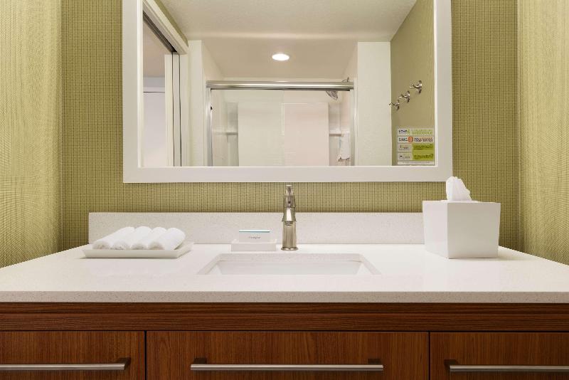 Home2 Suites by Hilton Milwaukee Brookfield - photo 75