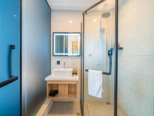 GreenTree Inn Express Hotel Tongcheng Xindu North Xin’an Road in Tongcheng, People's Republic of China