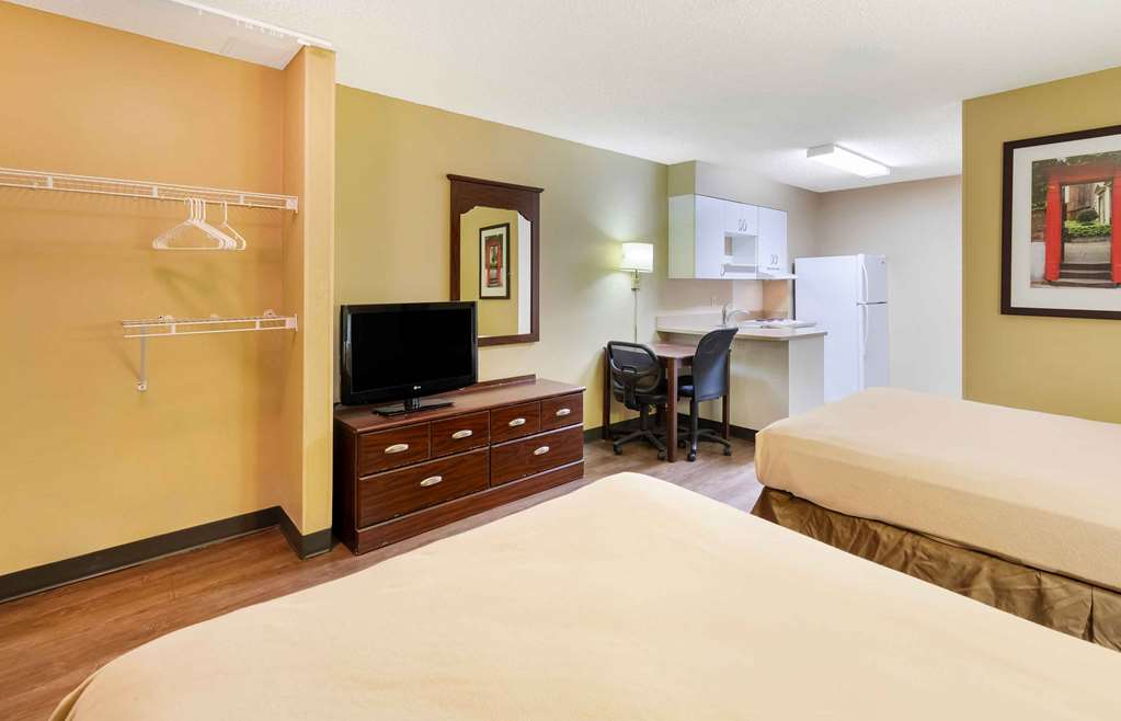 Extended Stay America Suites Fresno North - photo 25