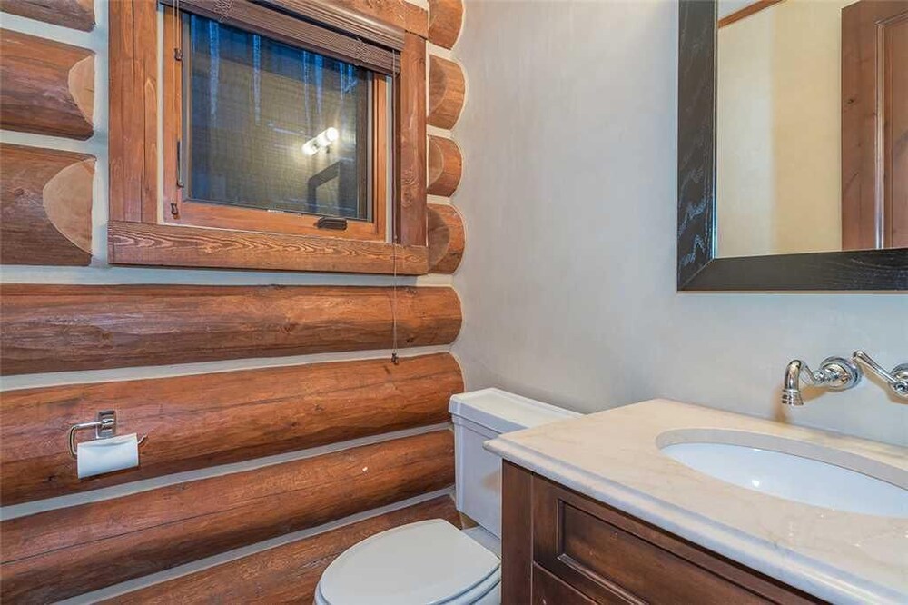 Prospect Falls by Exceptional Stays - photo 17