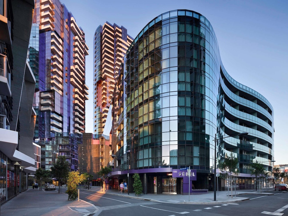 The Sebel Melbourne Docklands Hotel — 4-Star Luxury Hotel in Melbourne, Australia