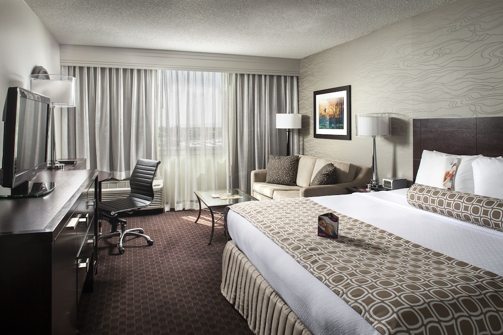 Crowne Plaza Phoenix Airport PHX by IHG - photo 26