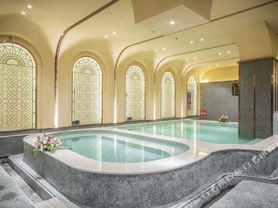 Dianzhong Shangyu Hot Spring Hotel in Kuangyuan, People's Republic of China