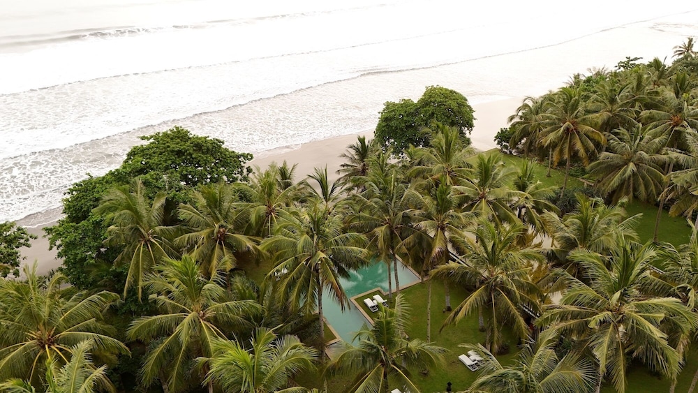 Kelapa Retreat & Spa — hotel in Pekutatan