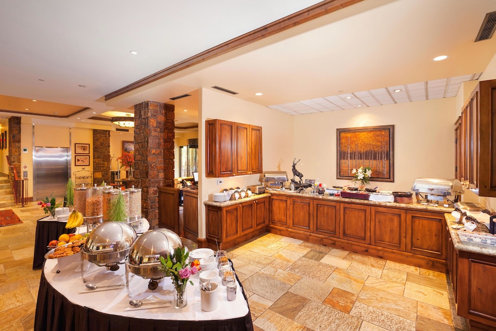 Tivoli Lodge - photo 29