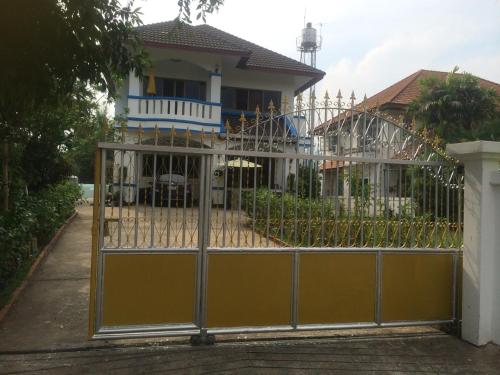 Hom Baan Chiang Mai — 4-Star Luxury Hotel in Chiang Mai, Thailand