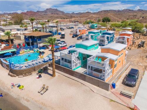 Livin’ the Dream Front Row at Road Runner in Parker, United States