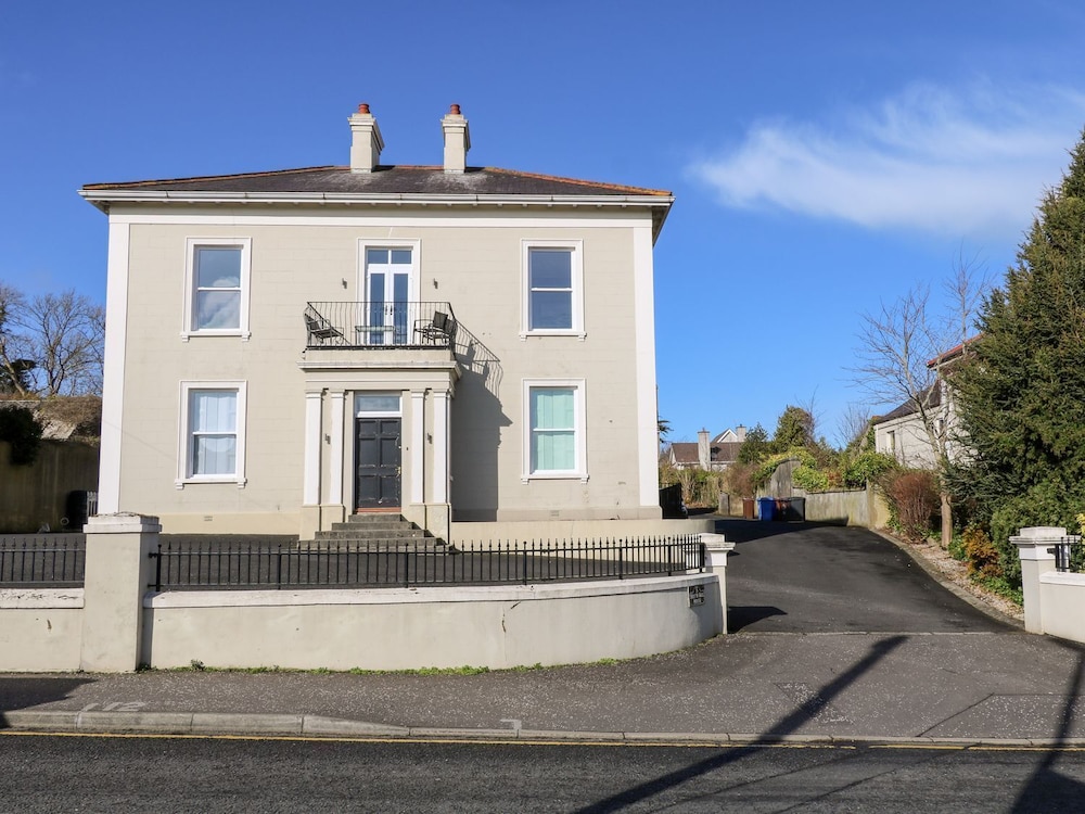 Beachcomber — 4-Star Luxury Hotel in Ballycastle, United Kingdom