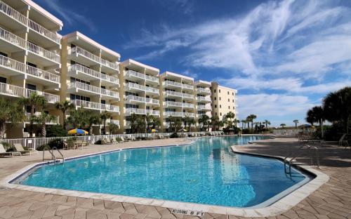 Gulfside 108 Ground Floor Beachfront Retreat Destin West — 4-Star Luxury Hotel in Fort Walton Beach, United States
