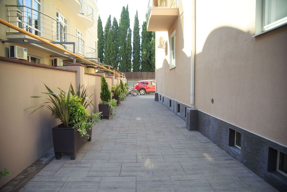 V&V Hotel - carbon neutral hotel in Adler