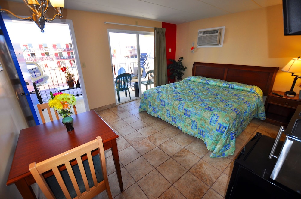Nantucket Inn & Suites - photo 10