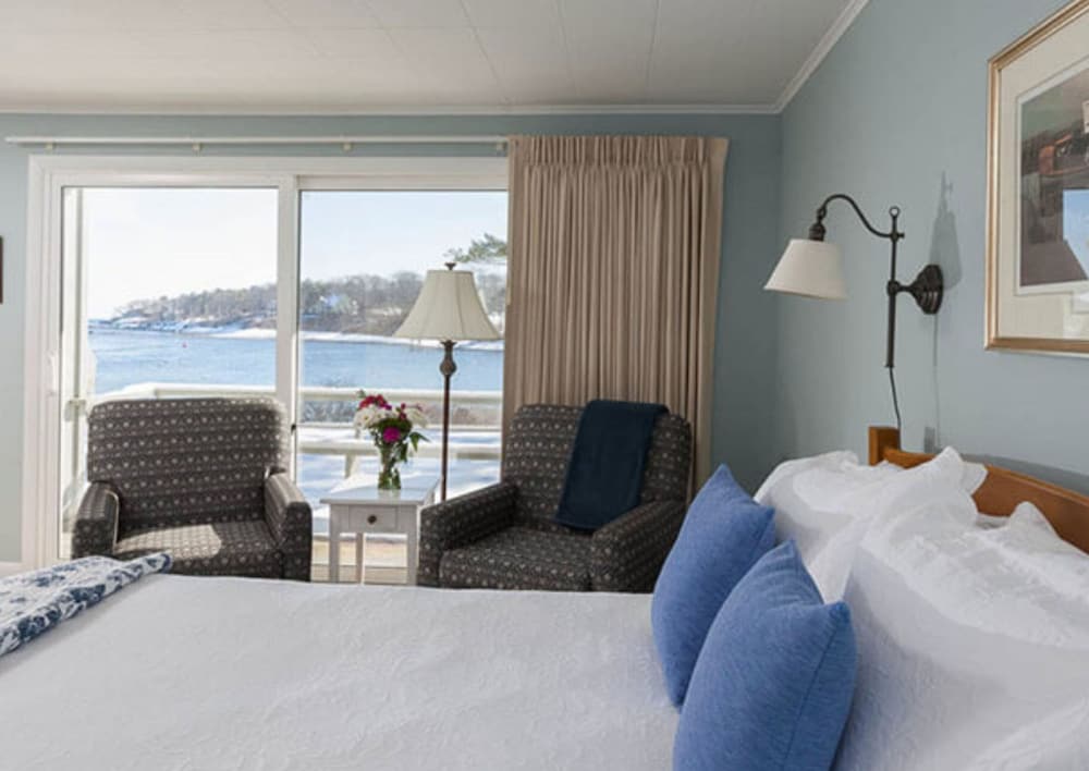 Dockside Guest Quarters & Restaurant - photo 15