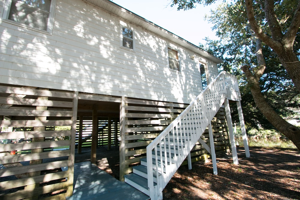 Outer Banks Motel Village Accommodations - photo 9