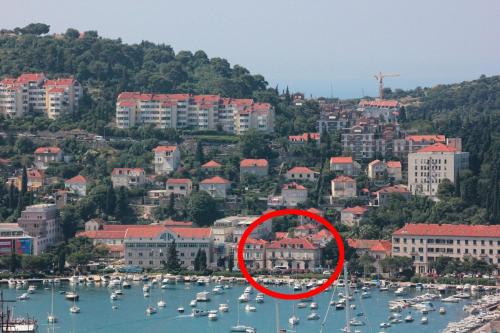 Apartments by the sea Dubrovnik 9058